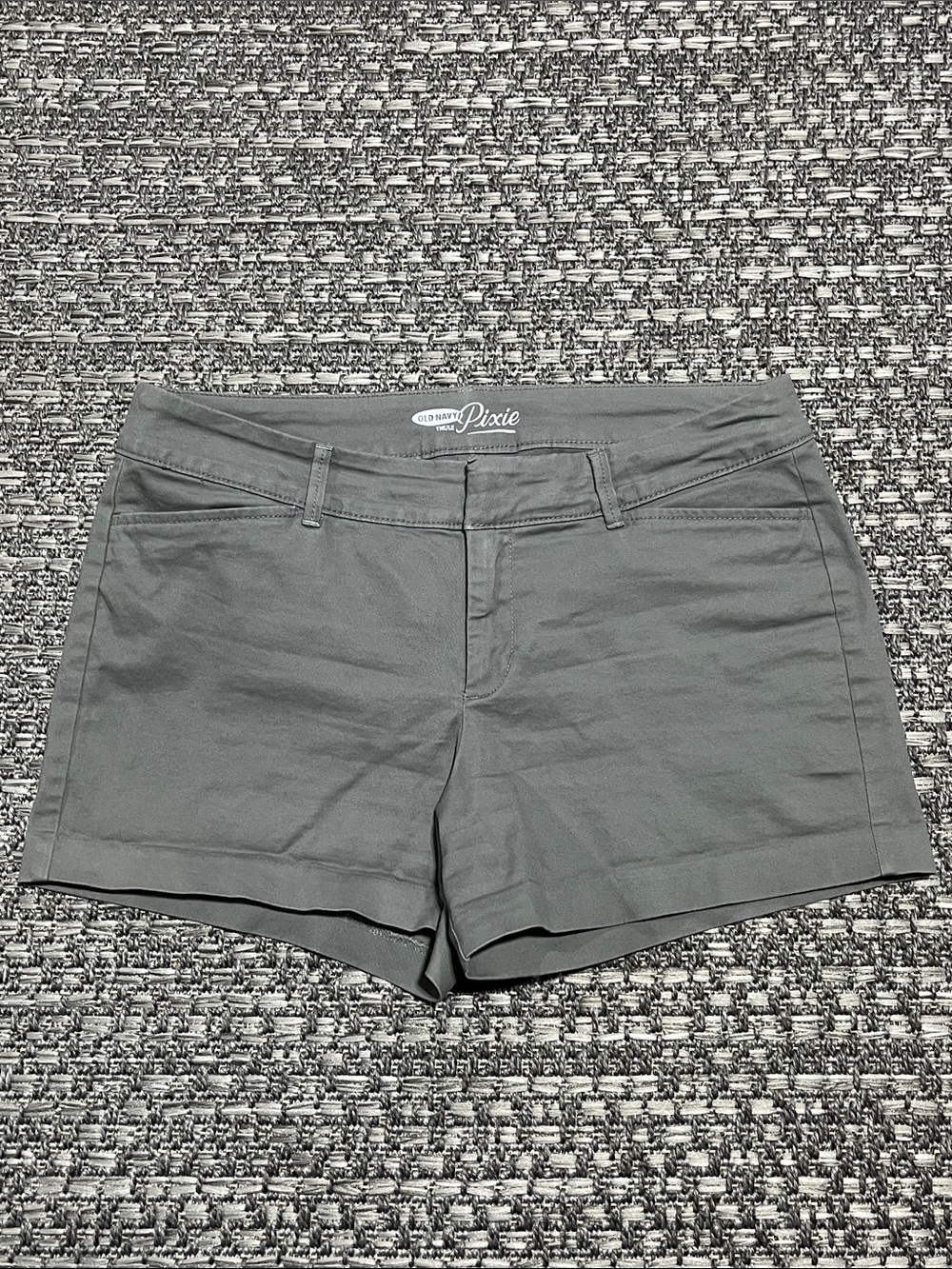 Old Navy | The Pixie Grey Mid Rise Shorts